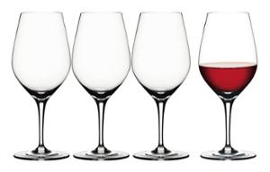 Комплект чаши  за вино