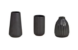Керамична черна ваза